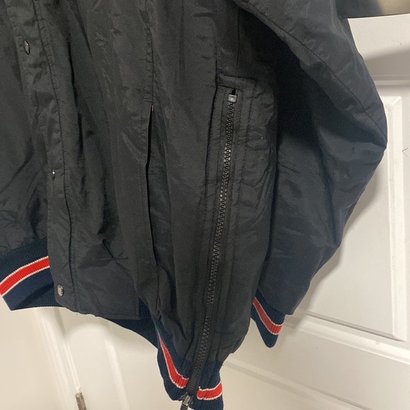 NBA CHICAGO BULLS VINTAGE STARTER Black Logo Button Full-Zip Hooded Jacket in M - Picture 6 of 8